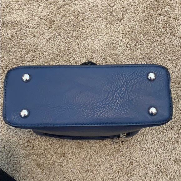 Navy Blue Purse - Picture 4 of 8
